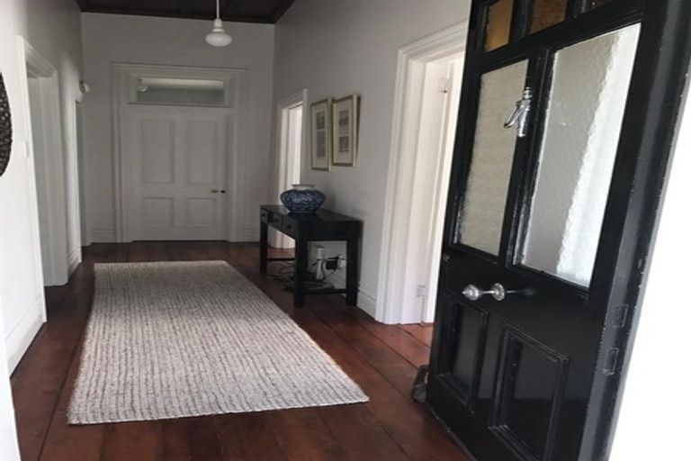 Photo of property in 13 Goldsmith Road, Hospital Hill, Napier, 4110