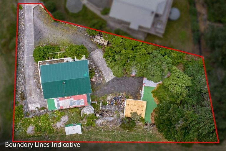 Photo of property in 5 Mangatoetoe Grove, Cape Palliser, Pirinoa, 5772