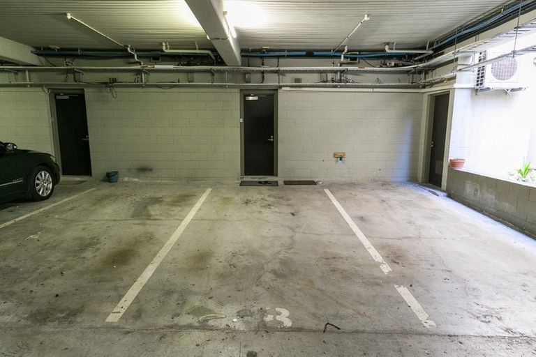 Photo of property in Mendoza Terraces, 9 Ebor Street, Te Aro, Wellington, 6011