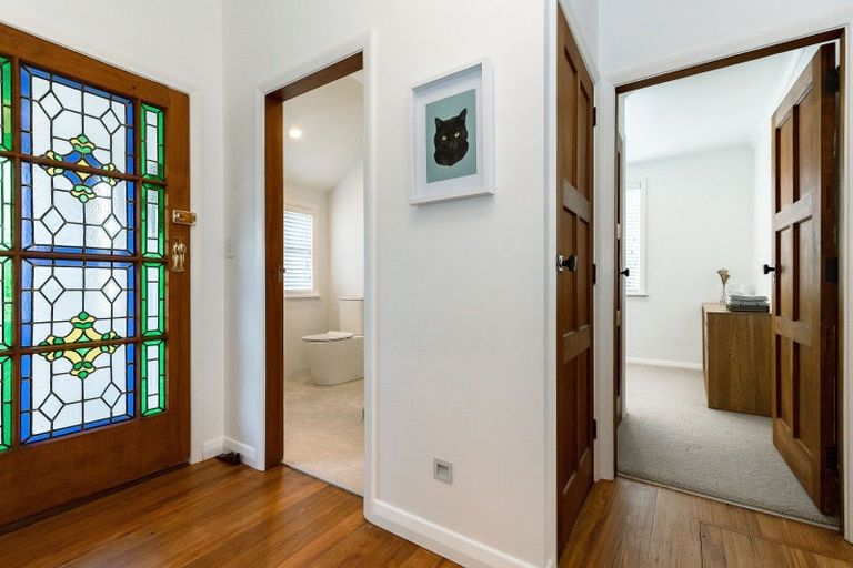 Photo of property in 2 Plunket Terrace, Hamilton East, Hamilton, 3216