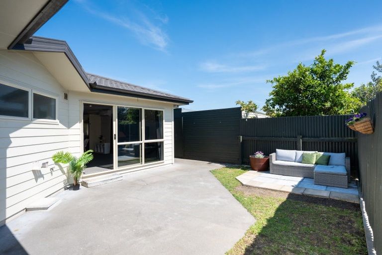 Photo of property in 9b Avenue Road, Greenmeadows, Napier, 4112