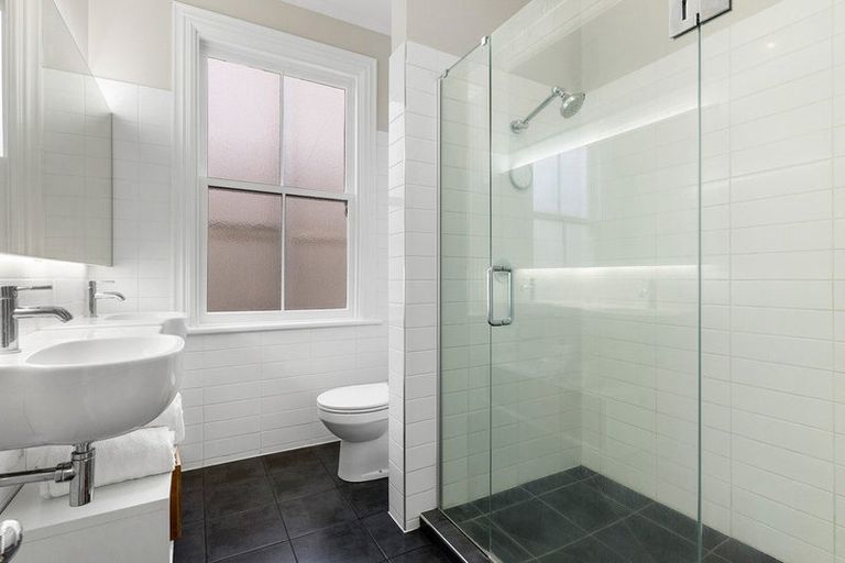 Photo of property in 26 Owen Street, Newtown, Wellington, 6021