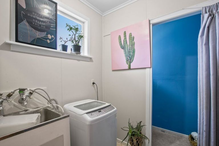 Photo of property in 22 Carthew Street, Okato, 4335