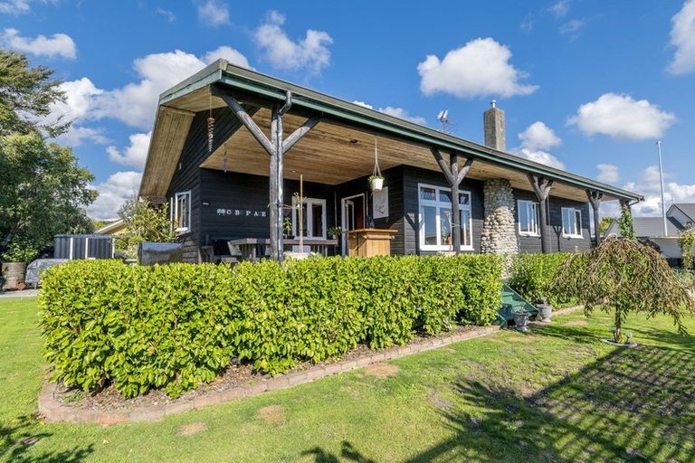 Photo of property in 23 Cobb Place, Otaki, 5512