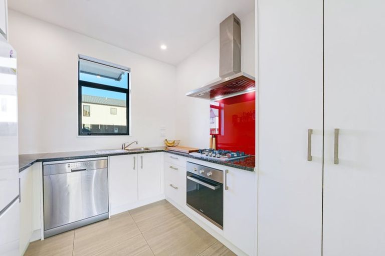 Photo of property in 17 Alliance Lane, Papakura, 2110