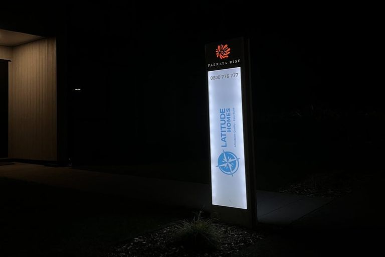 Photo of property in 56 Metoriti Crescent, Karaka, 2124