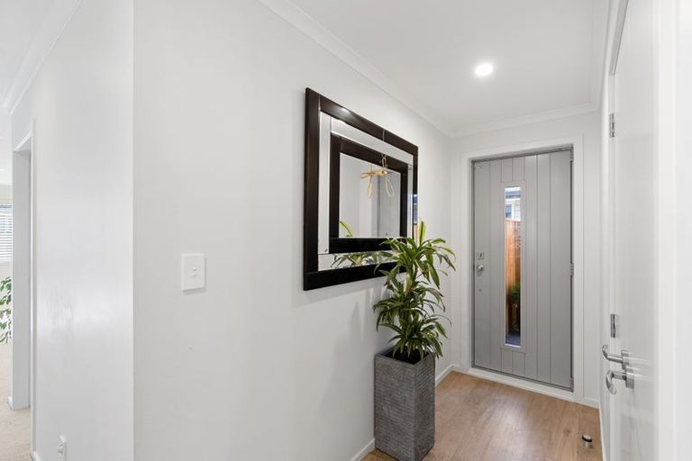 Photo of property in 29 Pohe Street, Waikanae, 5036