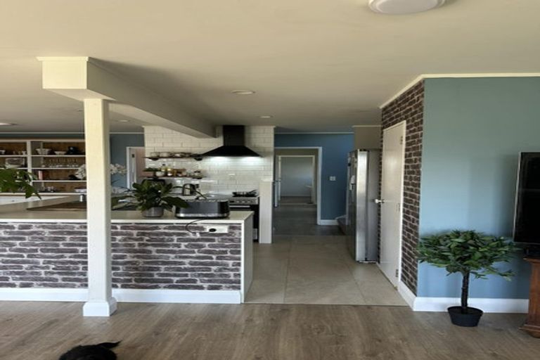 Photo of property in 52 Amorino Drive, Red Beach, 0932