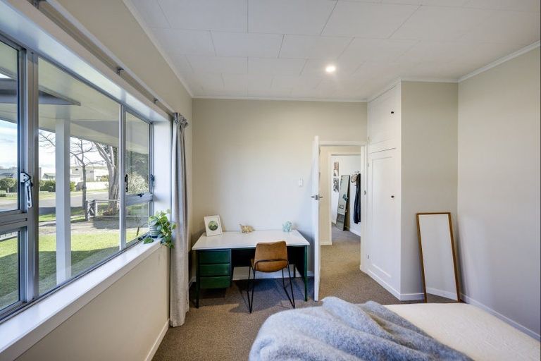 Photo of property in 422 Massey Street, Akina, Hastings, 4122