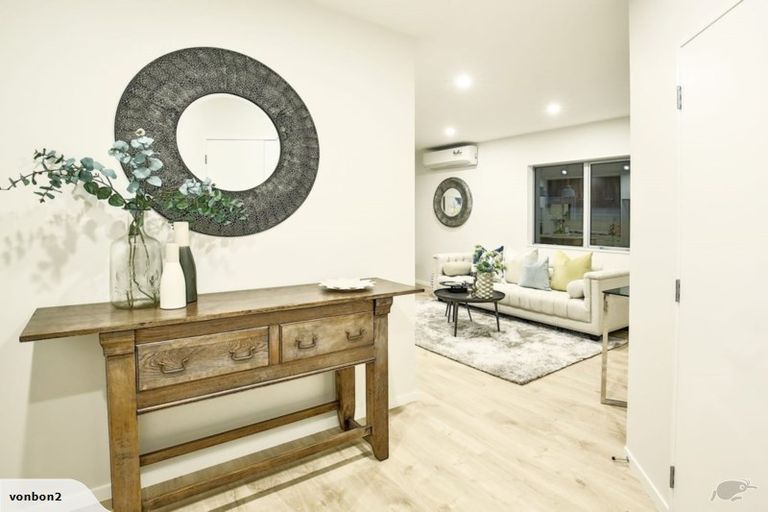 Photo of property in 54 Schoolside Road, Kumeu, 0810