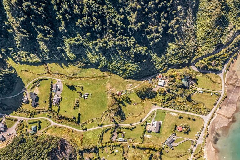 Photo of property in 1452 Port Underwood Road, Port Underwood, Picton, 7281