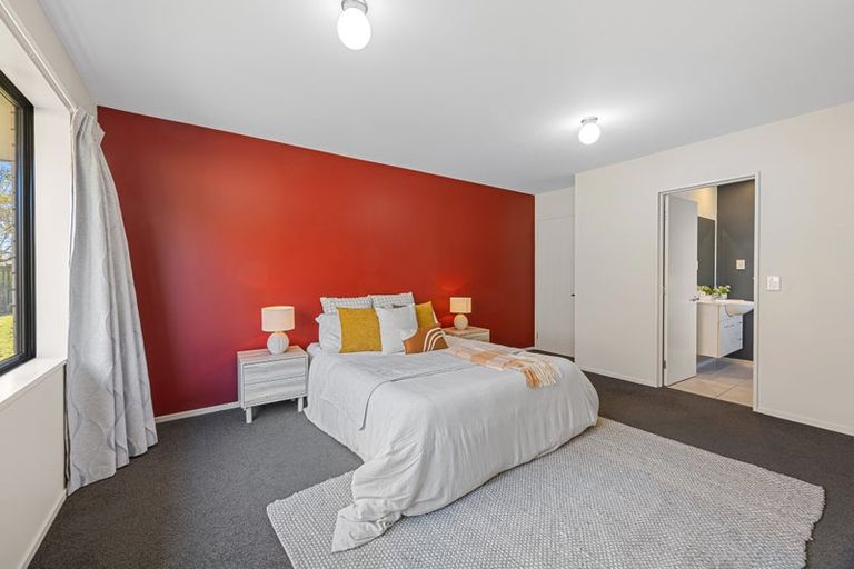 Photo of property in 12 James Hight Drive, Halswell, Christchurch, 8025