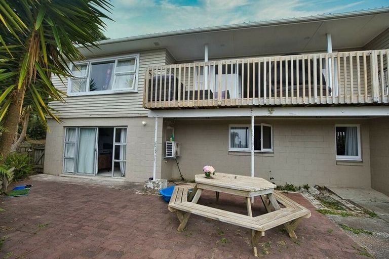 Photo of property in 22 Danbury Drive, Torbay, Auckland, 0630