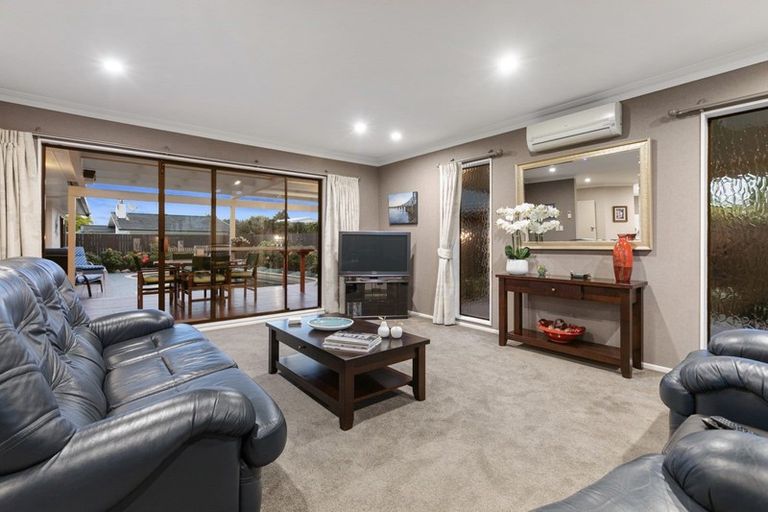 Photo of property in 13 Hinewa Road, Otumoetai, Tauranga, 3110