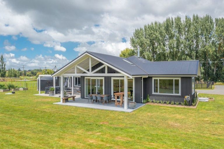 Photo of property in 96 Lindsay Road, Waipukurau, 4283