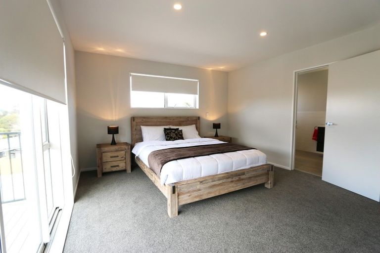 Photo of property in 5e Melia Place, Stanmore Bay, Whangaparaoa, 0932