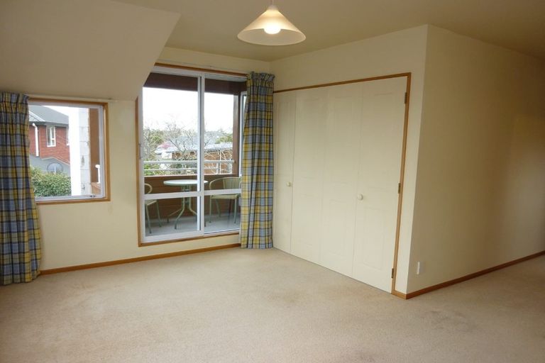 Photo of property in 4a Glenavon Place, Ilam, Christchurch, 8041