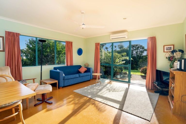 Photo of property in 398 Owhiwa Road, Parua Bay, Onerahi, 0192