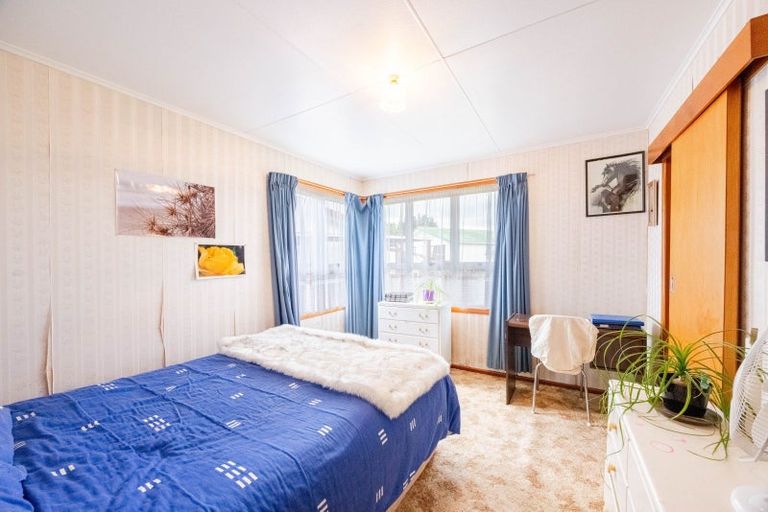 Photo of property in 25 Bennett Street, Waipawa, 4210