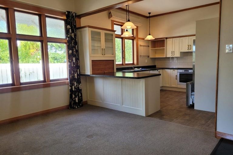 Photo of property in 12 Garrison Street, Carterton, 5713