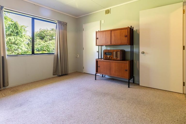 Photo of property in 218 Hokio Beach Road, Levin, 5571