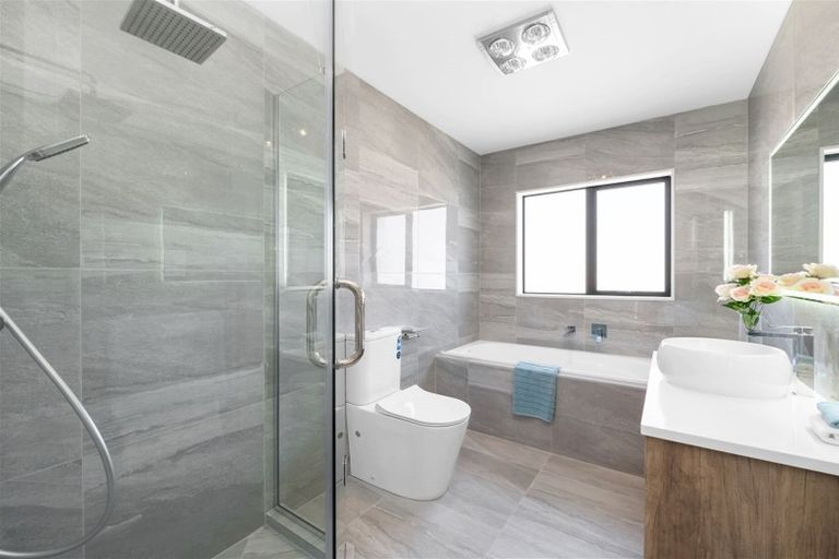 Photo of property in 19 Aklander Rise, Flat Bush, Auckland, 2019