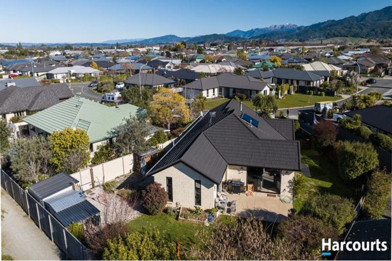 Photo of property in 8 Kakapo Lane, Motueka, 7120