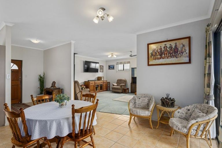 Photo of property in 54d Mclauchlan Street, Springlands, Blenheim, 7201