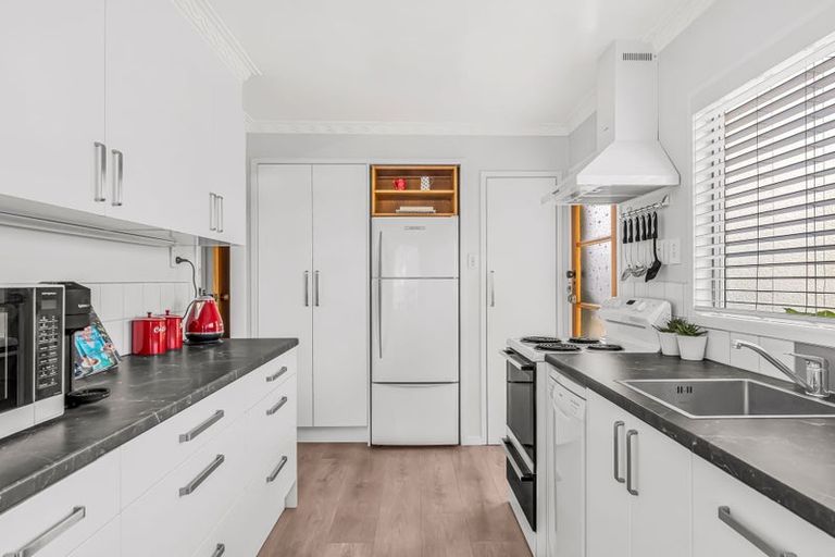 Photo of property in 277 Aberdeen Road, Gisborne, 4010