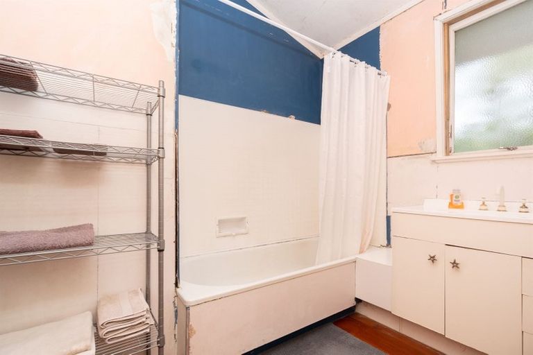 Photo of property in 14b Delamare Road, St Andrews, Hamilton, 3200