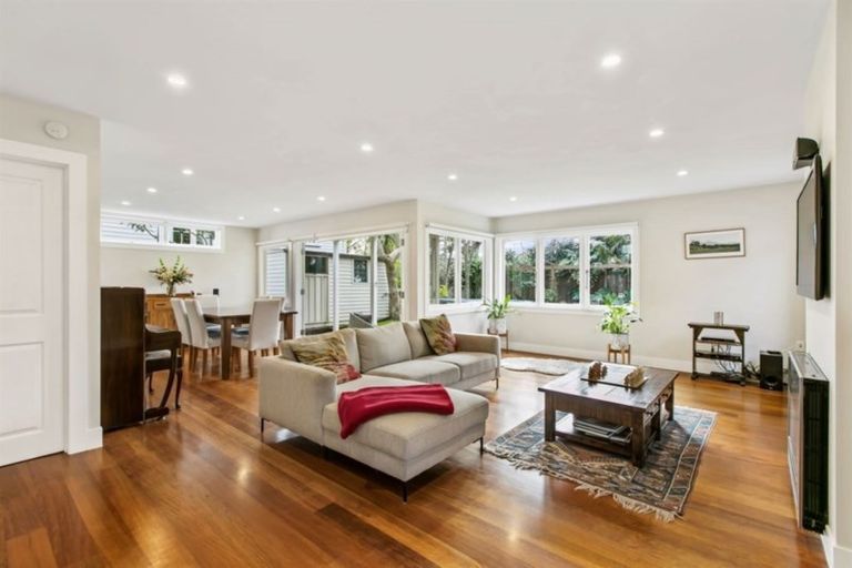 Photo of property in 73 Albert Road, Devonport, Auckland, 0624