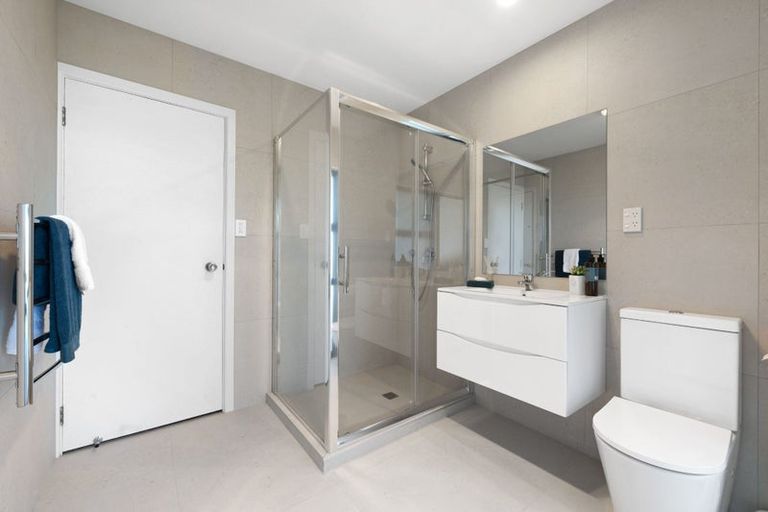 Photo of property in 39a Clovelly Road, Bucklands Beach, Auckland, 2012