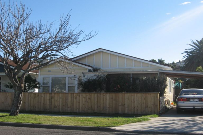 Photo of property in 38 Carnell Street, Napier South, Napier, 4110