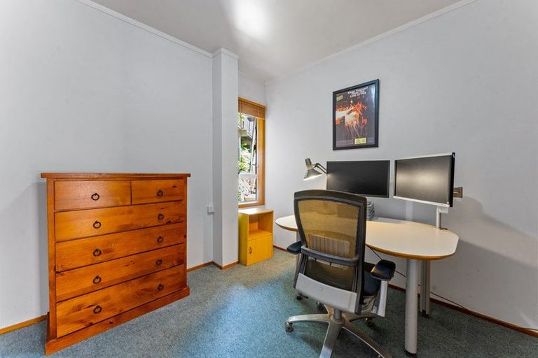 Photo of property in 31 Austin Road, Greenhithe, Auckland, 0632