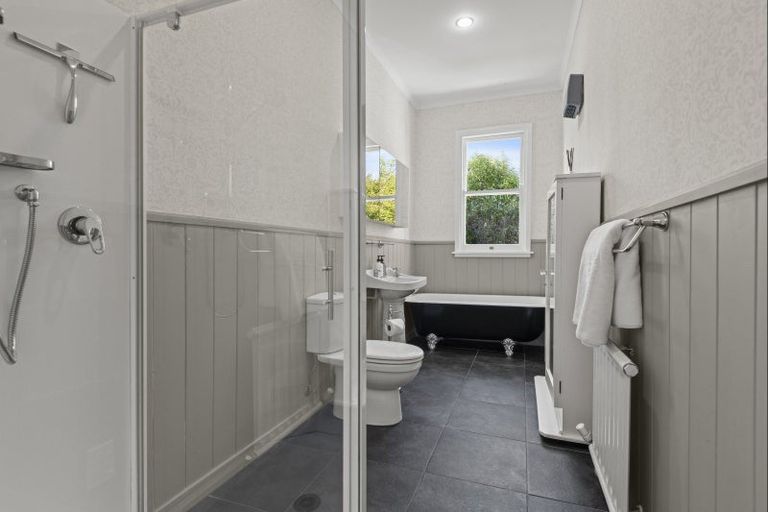 Photo of property in 236 Kelvin Grove Road, Kelvin Grove, Palmerston North, 4470