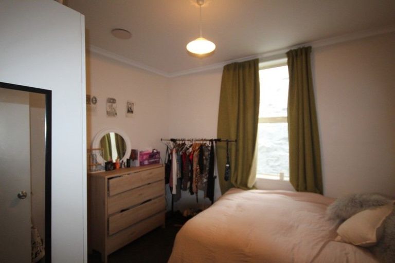 Photo of property in 42 Howe Street, North Dunedin, Dunedin, 9016