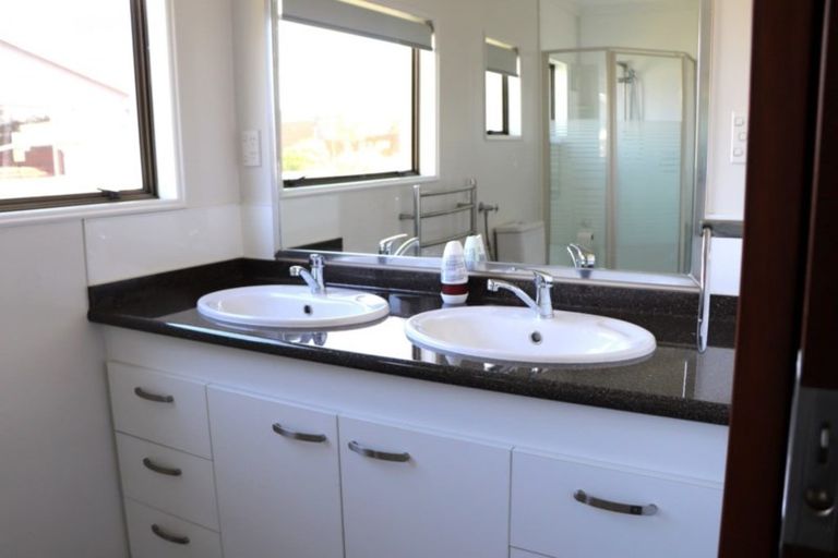 Photo of property in 40 Kent Street, Riversdale, 9776