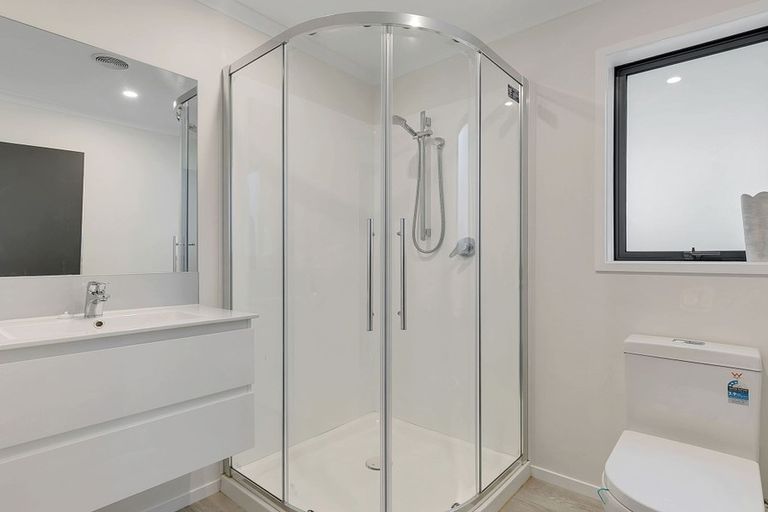 Photo of property in 104 Rangituhi Crescent, Takapuwahia, Porirua, 5022