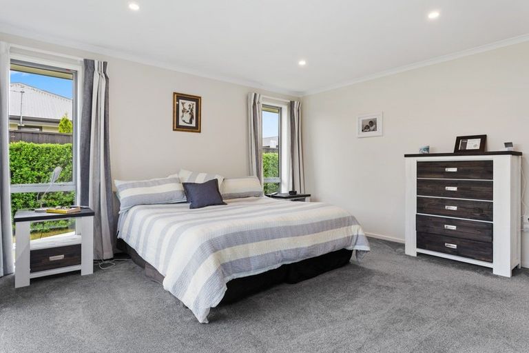 Photo of property in 22 Pahua Street, Pegasus, 7612