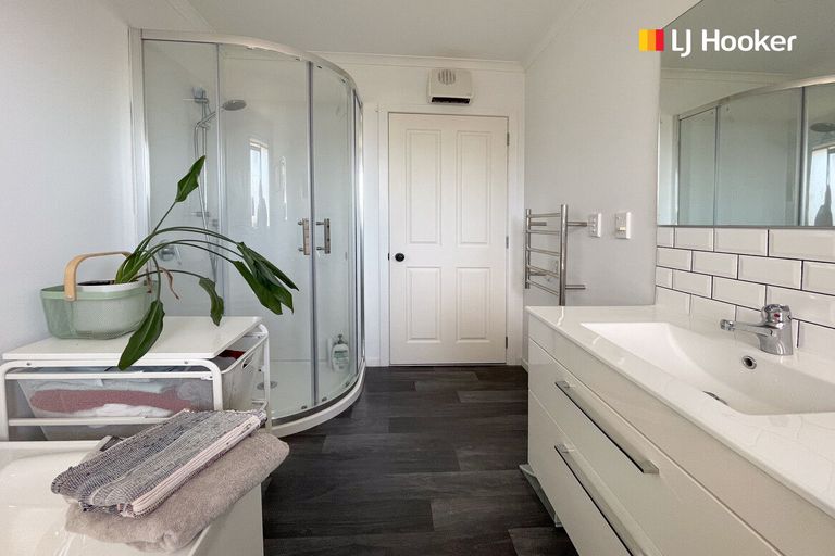 Photo of property in 25 Copinsha Street, Palmerston, 9430