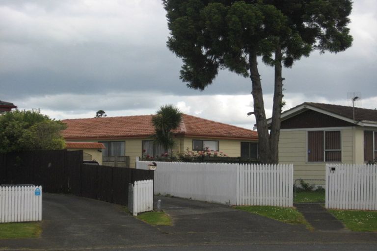 Photo of property in 10 Kern Place, Manurewa, Auckland, 2102