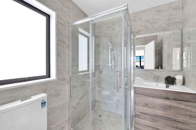 Photo of property in 451e Massey Road, Mangere East, Auckland, 2024