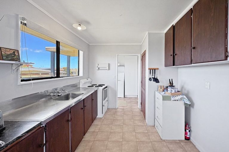 Photo of property in 38 Tongariro Street, Castlecliff, Wanganui, 4501