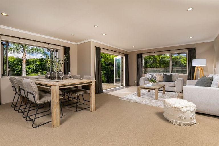 Photo of property in 6 Orchard Lane, Huapai, Kumeu, 0810