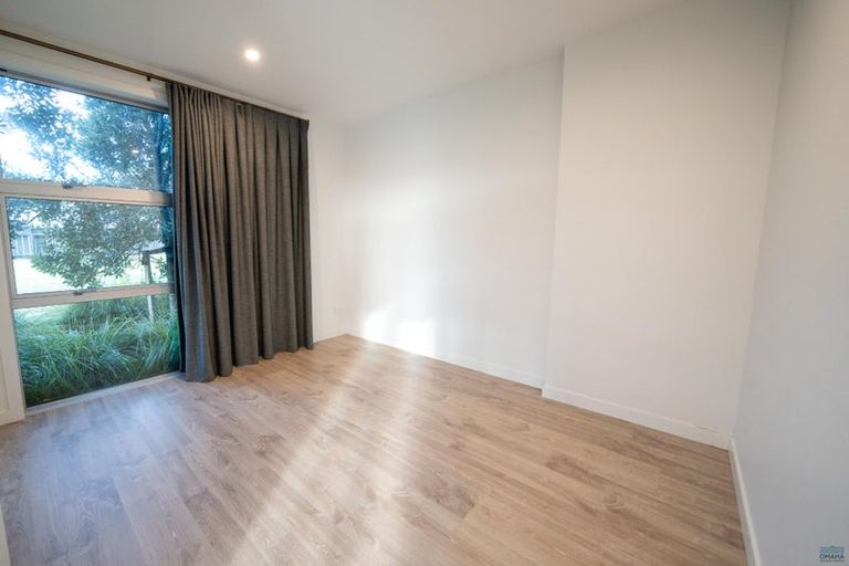 Photo of property in 63 Taumata Road, Omaha, 0986