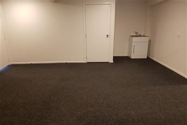 Photo of property in 2/12 Inga Road, Milford, Auckland, 0620