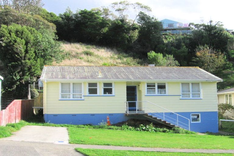 Photo of property in 191 Sievers Grove, Cannons Creek, Porirua, 5024