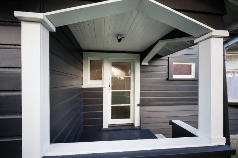 Photo of property in 194 Ferguson Street, West End, Palmerston North, 4412