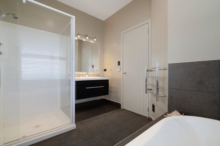 Photo of property in 82 Kulim Avenue, Otumoetai, Tauranga, 3110