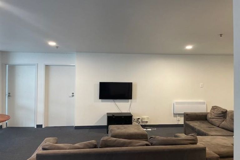 Photo of property in Hanson House, 4/27 Hanson Street, Mount Cook, Wellington, 6021